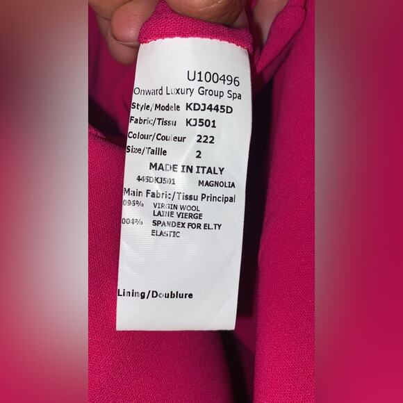 Bell Cuff Sheath Dress
Michael Kors - Picture 11 of 15